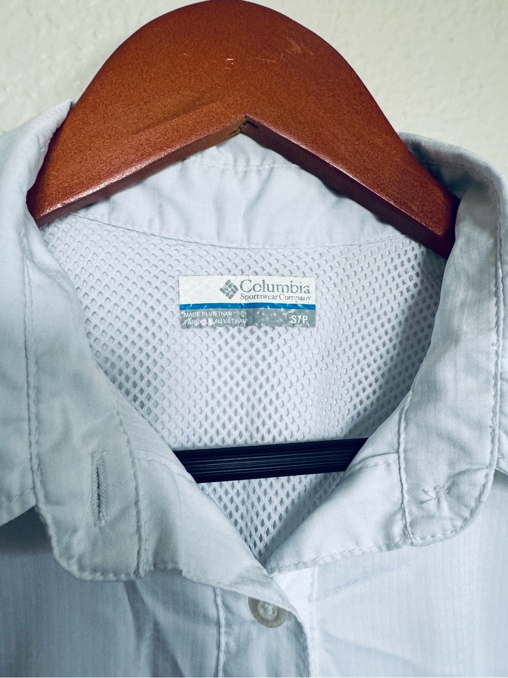 Columbia PFG Sleeveless White Button Down Top S - Picture 3 of 4